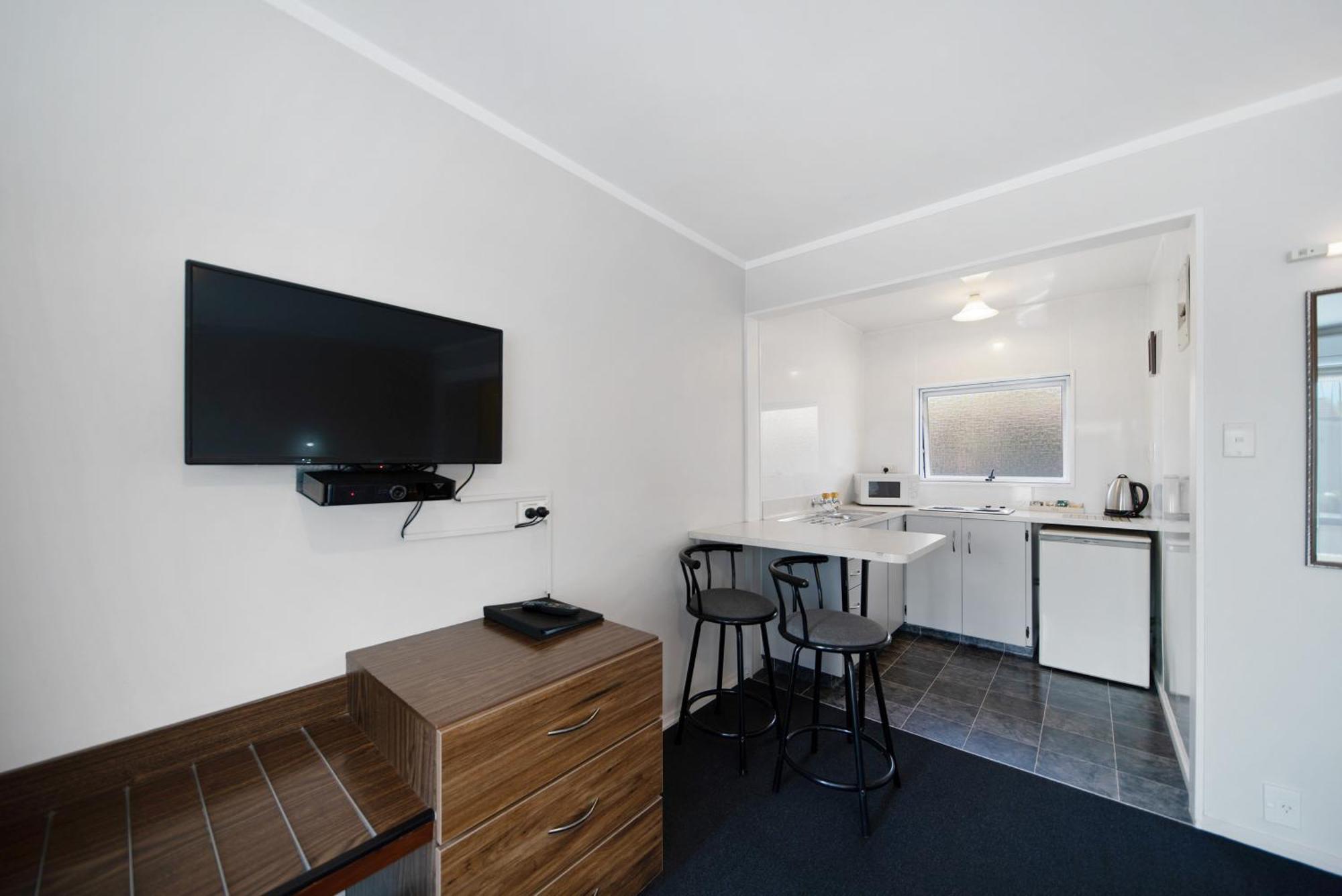 Viking Lodge Motel Tahoraiti Экстерьер фото